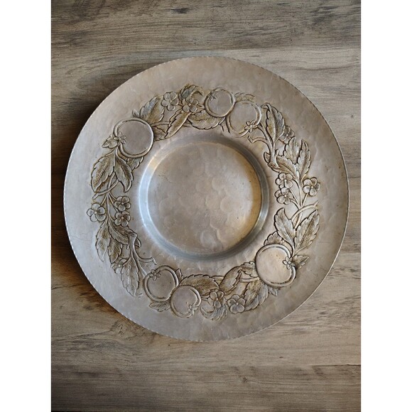 Vtg Hand Forged Everlast Metal Decorative Tray Charger Centerpiece Floral Fruit - Picture 1 of 7